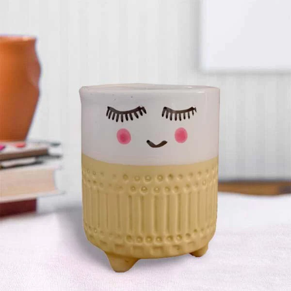 nurserylive-3-7-inch-9-cm-cute-shy-girl-round-ceramic-pot-set-of-1-white-yellow-511534_600x600